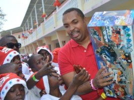 Haïti - Social : Distribution de jouets éducatifs au Centre d'Accueil de Delmas