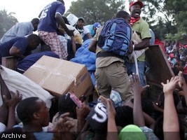 Haïti - FLASH : La population affamée attaque des camions d’aide humanitaire