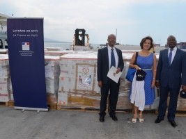 Haiti - Martinique : Donation of nearly 20,000 books