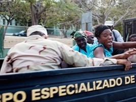 Haïti - Humanitaire : Plus de 215,121 haïtiens ont quitté de gré ou de force, la RD pour Haïti
