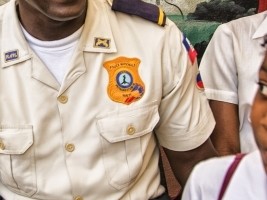 Haiti - Politic : PM Jouthe announces a bonus of 10,000 Gourdes to the police officers