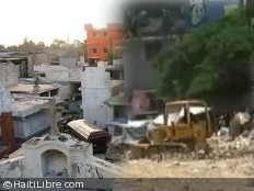 Haiti - Reconstruction : A roundabout in place of the Cemetery