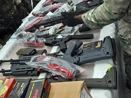 Haiti - Arms trafficking : Father Frantz Cole invited for hearing at the DCPJ