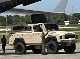Haïti - FLASH : Les premiers nouveaux véhicules blindés pour la PNH sont arrivés