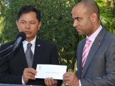 Haiti - Education : Laurent Lamothe announces the purchase of new school buses