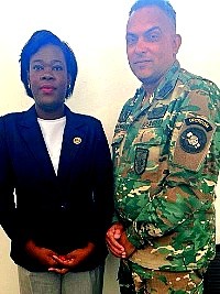 Haïti - FLASH Déportation massive : La Consule d’Haïti à Santiago s’est entretenue avec le Colonel Aldo Fernandez