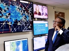 Haïti - Politique : Le Conseiller Fritz Jean en visite à la Tour de Contrôle (Vidéo)