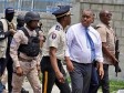 Haiti - Politic : The PM visits the General Hospital liberated from bandits by elite units (Video)